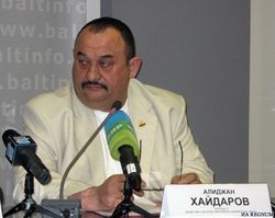 В Петербурге закрыли крупнейшее объединение выходцев из Узбекистана «Умид»