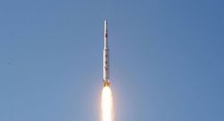 Северная Корея запустила «неопознанную ракету»