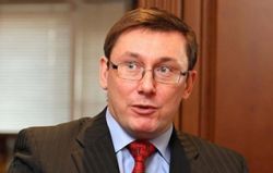 Луценко: На переговоры о коалиции не приглашены «Оппозиционный блок» и партия Ляшко  
