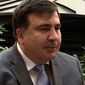 Саакашвили прибыл в Польшу и передал привет Порошенко