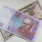 Курс гривны несколько укрепился к евро, фунту и швейцарскому франку 