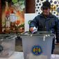 На парламентских выборах в Молдове проголосовало более половины избирателей