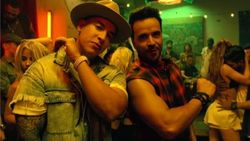 Латиноамериканский хит Despacito стал мировым лидером на стриминг-сервисах