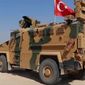 В Турции взорвали автомобиль с военными, есть жертвы