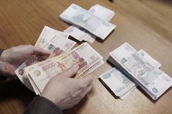 Вместо депозитов: Россиянам разрешат инвестировать в облигации госзайма