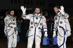 С Байконура осуществлен успешный запуск корабля с космонавтами