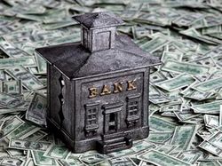 НБУ обязал банки закрыть счета крымских юрлиц