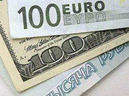 За час Центробанк РФ продал 1 млрд. долларов для поддержки рубля