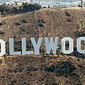 Знаменитую надпись Hollywood в Лос-Анджелесе поменяли на «святую марихуану»