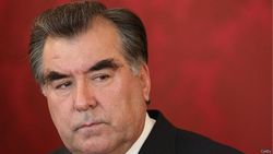 В Таджикистане запретили «русские» фамилии и отчества