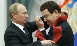 Кобзон знает, на ком Путин женился во второй раз