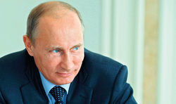 Эксперты: Путин постоянно создает проблемы, чтобы вместе решить 