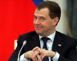 Медведев удивил ответом учителю на вопрос о низких зарплатах