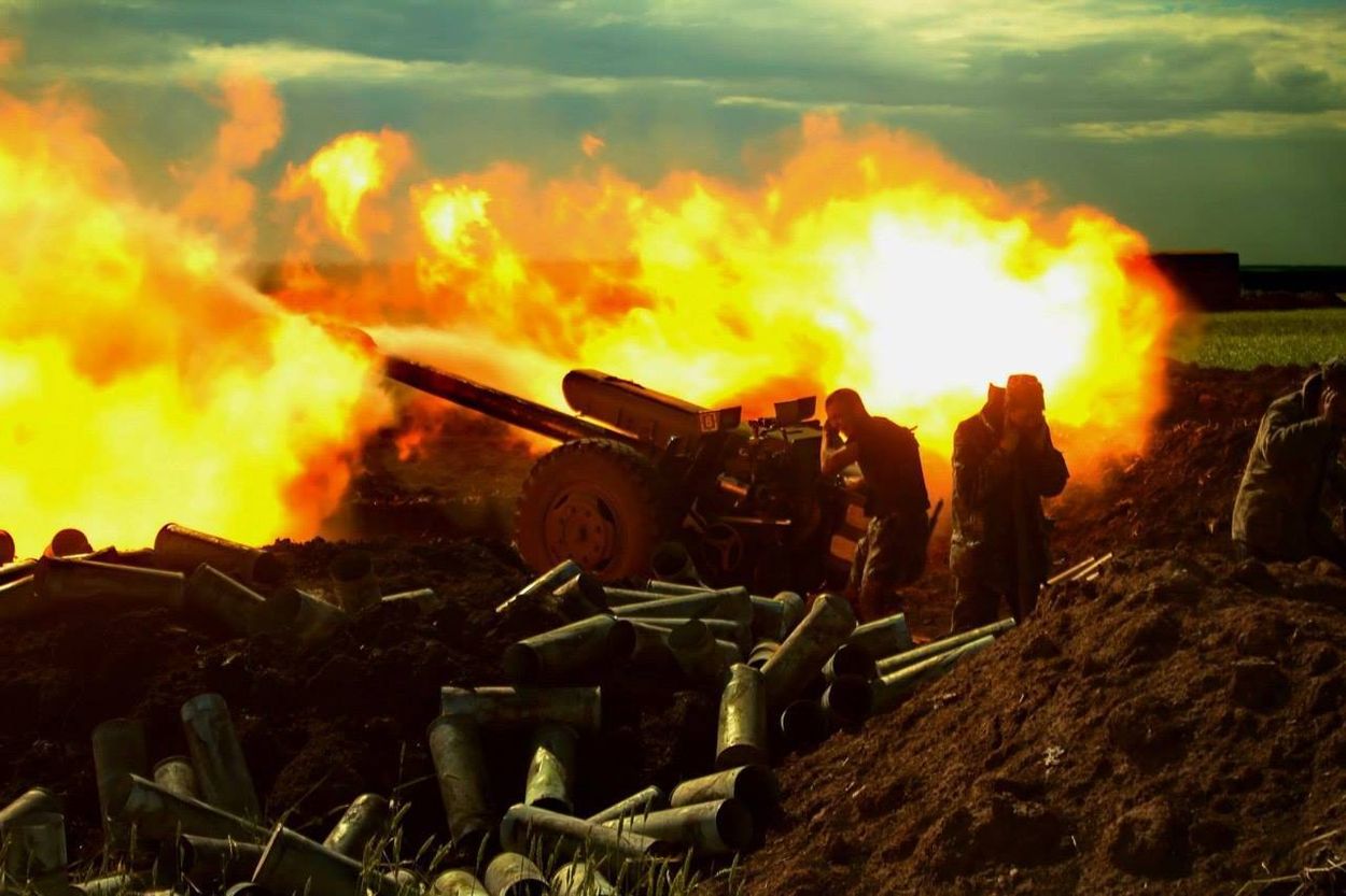 Донбасс в огне: 140 мин за ночь по ДНР и это лишь затишье перед бурей