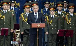 Чем ответит Трамп на призывы Путина готовиться к большой войне?