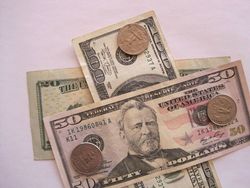 Курс доллара США снизился к мировым валютам на фоне выхода данных о рынке труда США