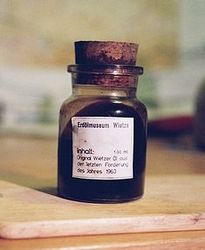 Нефть начала неуверенный и слабый, но рост  
