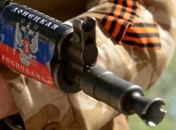 Неадекватные боевики терроризируют мирных жителей в ДНР и ЛНР