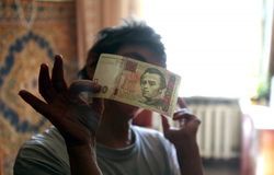 Повышение минимальной зарплаты вдвое – мнения экспертов
