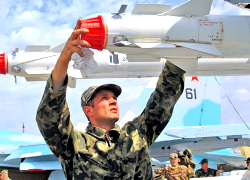 Россия планирует в следующем году создать третью военную авиабазу в Беларуси