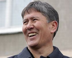 В Кыргызстане необходимо менять элиту – Президент Атамбаев