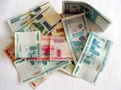 Доллар завтра может перешагнуть отметку 9300 рублей