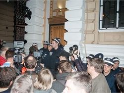 Одесская милиция обещает наказать участников пикета в поддержку Маркова