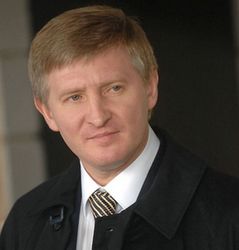 АП рассматривает Ахметова и Бойко руководителями оккупированных территорий Донбасса