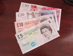 Фунт стерлингов обновил исторический антирекорд на новостях о Brexit