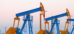 Нефть дорожает