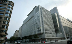 Мировая экономика в следующем году должна окрепнуть - Bloomberg