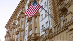 Очередей за визами у посольства США в Москве нет