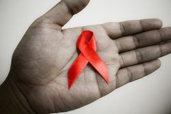 В России могут изменить правила въезда для ВИЧ-инфицированных иностранцев
