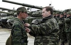 СМИ: в ночь с 8 на 9 апреля ожидается ввод российских войск в Украину