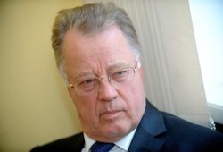 Двух государственных языков быть не должно – экс-президент Латвии