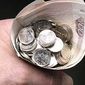 Для россиян сегодня личный достаток важнее наведения порядка в стране