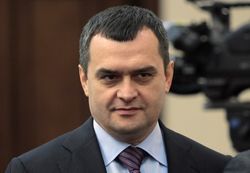 Зачем экс-глава МВД Украины Захарченко перебрался в Крым?