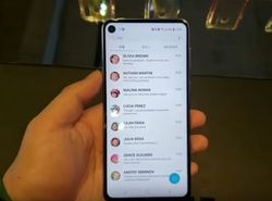 Вышел в свет Galaxy A8s – первый Samsung с дисплеем Infinity-O