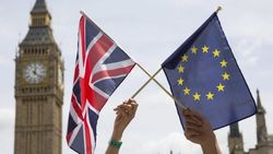 Рейтинги Великобритании обвалились после голосования о выходе из ЕС