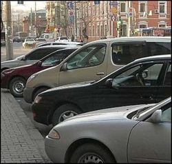 В Азербайджане возьмут под контроль незаконные парковки