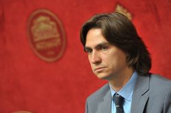 Сергей Филин знает, кто облил его кислотой, но называть имена отказывается