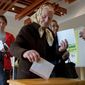 Референдум о гражданстве в Латвии можно проводить - подписи собраны