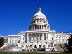 США: объем заказов на товары длительного пользования, без учета транспортных компонентов, за июль сократился на 4 % 