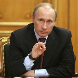Путин не согласился с мнением архимандрита Тихона о деградации молодежи