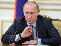 Политологи: Путин имеет позитивную оценку в обществе