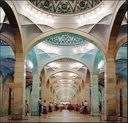В Узбекистане празднуют 35-летие Ташкентского метро