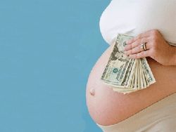 В Москве мигранты пытались продать своего новорожденного ребенка