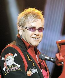 Во время Евро 2012 в Киеве выступит Элтон Джон