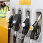 Растущие цены на бензин разгоняют АЗС