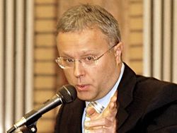 Александр Лебедев